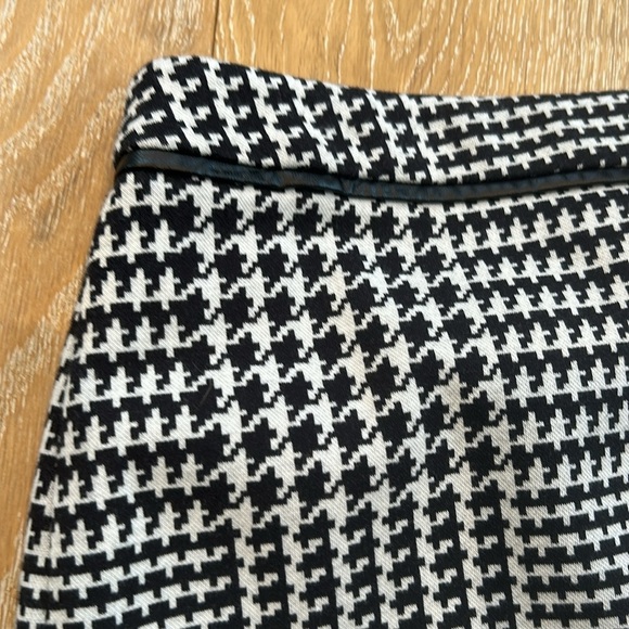 Talbots Houndstooth Skirt - Picture 2 of 7